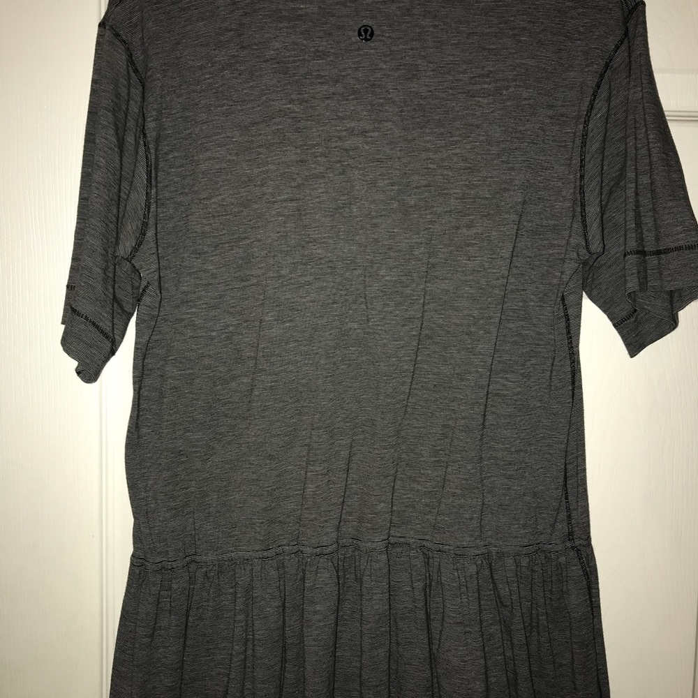 Lululemon peplum top